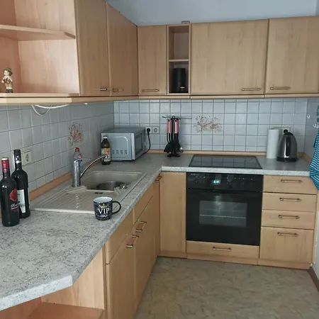 Mit Garten Und Terrasse, Zentral Und Ruhig *