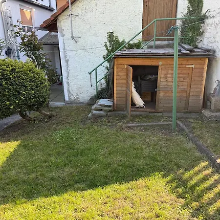 Mit Garten Und Terrasse, Zentral Und Ruhig *