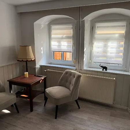 Apartment Mit Garten Und Terrasse, Zentral Und Ruhig *