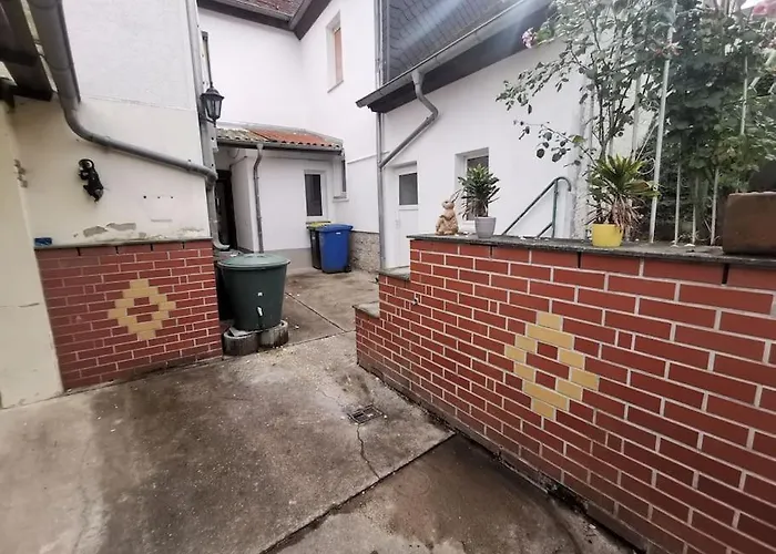 Daire Mit Garten Und Terrasse, Zentral Und Ruhig