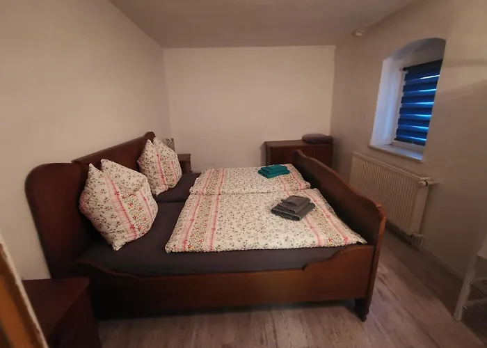 Mit Garten Und Terrasse, Zentral Und Ruhig Freyburg