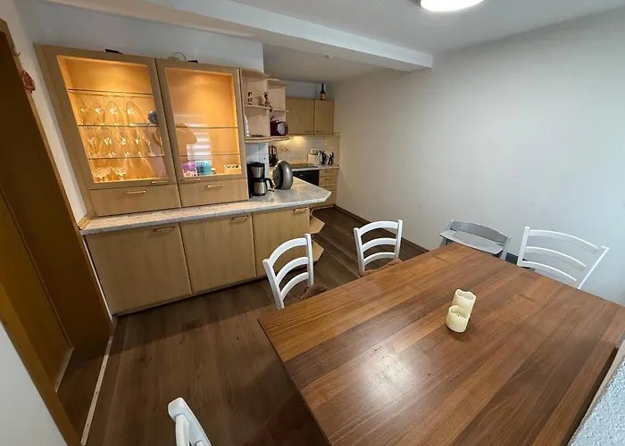 Lejlighed Mit Garten Und Terrasse, Zentral Und Ruhig Freyburg